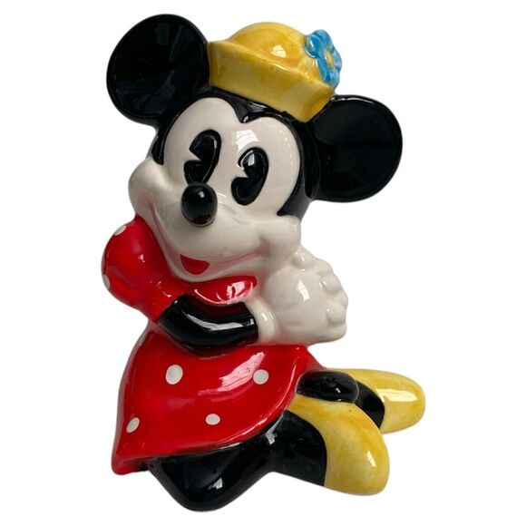 Vintage Disney Malaysia Mickey & Minnie Mouse Sitting Ceramic Figurines Set of 2 - Picture 2 of 11